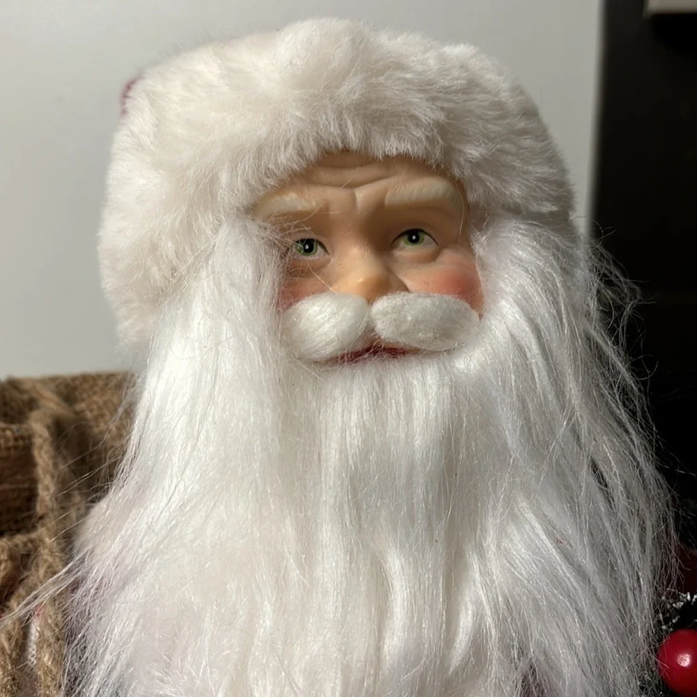 NWT WINTER WONDER LANE FAUX FUR PLAID SANTA WITH BOTTLE BRUSH TREE & BURLAP SACK